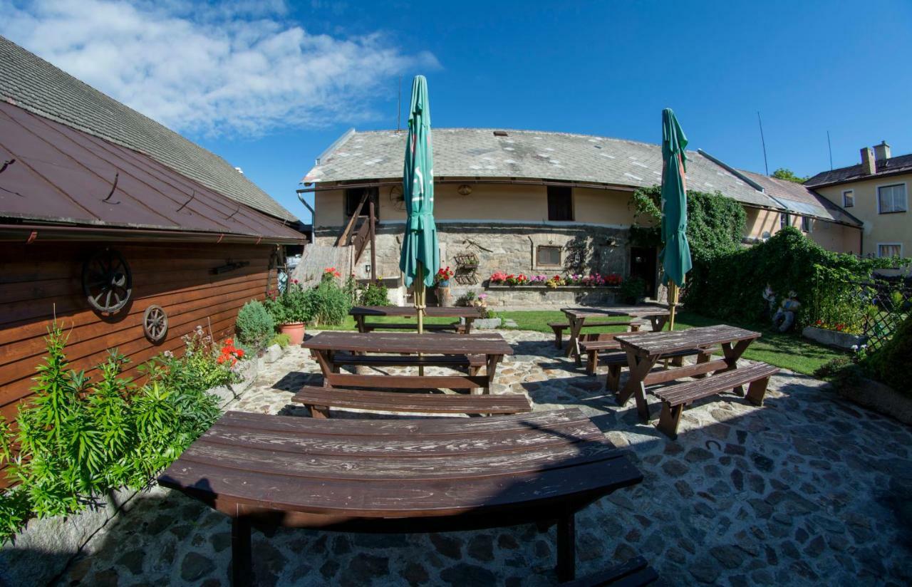 Penzion Kamenný Dvůr Vimperk Exterior foto
