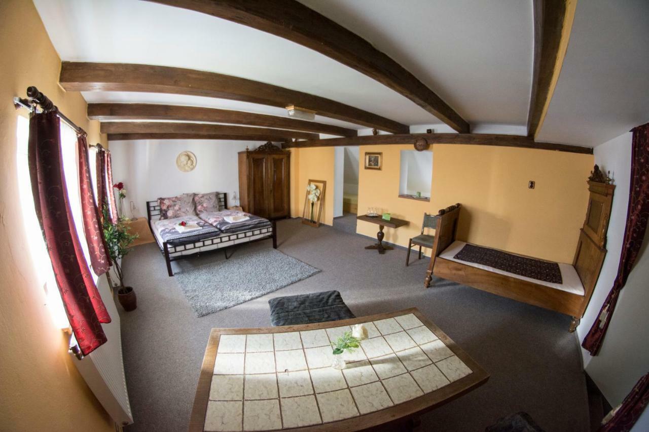 Penzion Kamenný Dvůr Vimperk Exterior foto