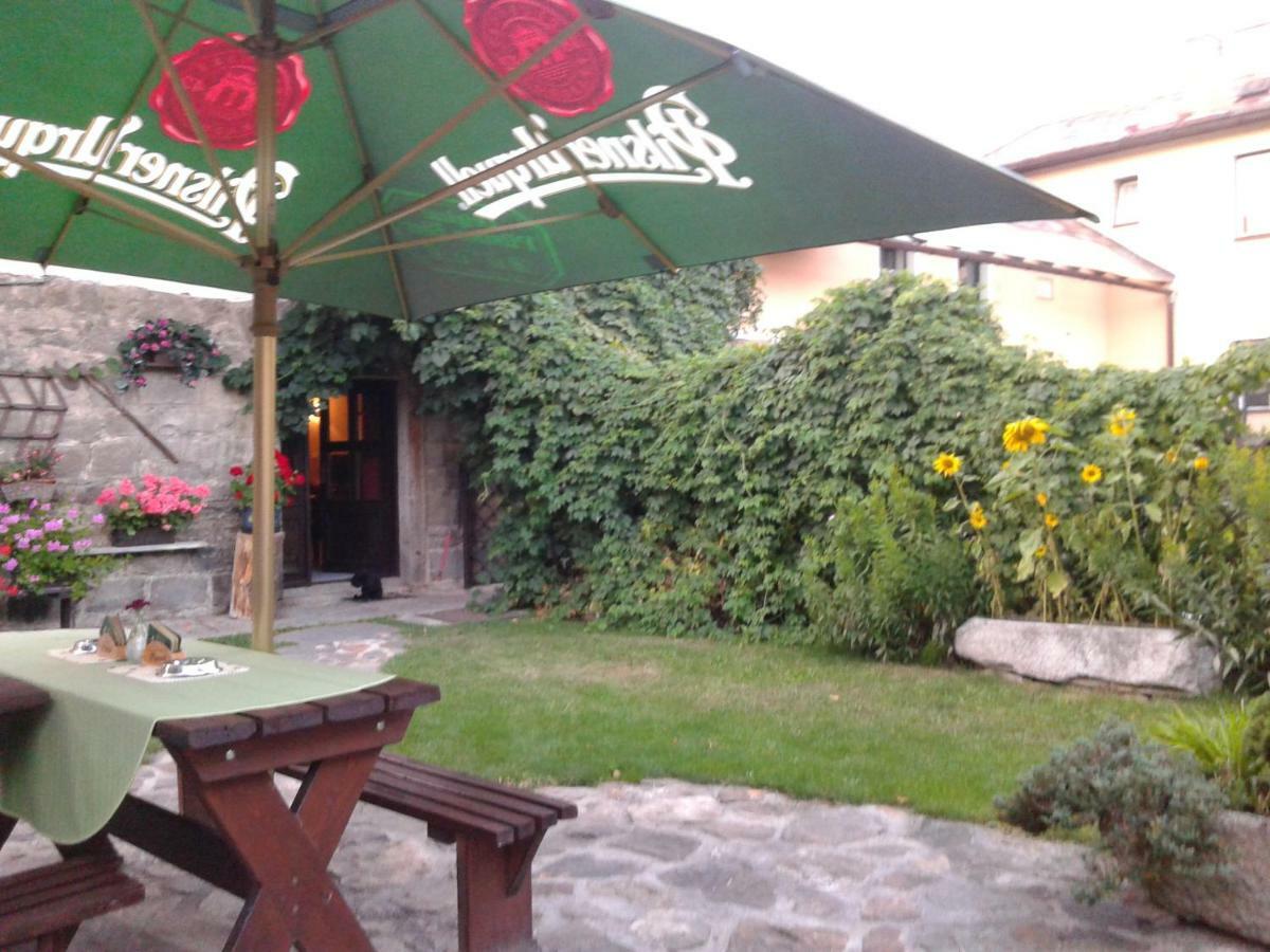 Penzion Kamenný Dvůr Vimperk Exterior foto